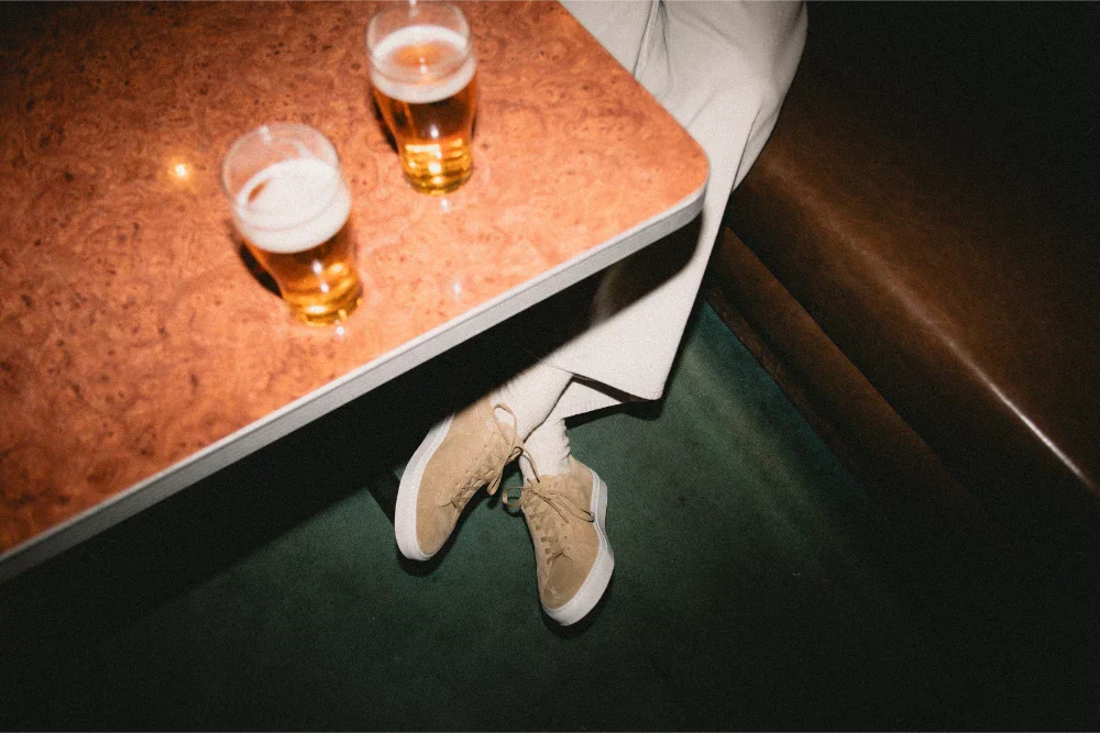 Socks to Wear with White Sneakers: A Complete Men’s Guide