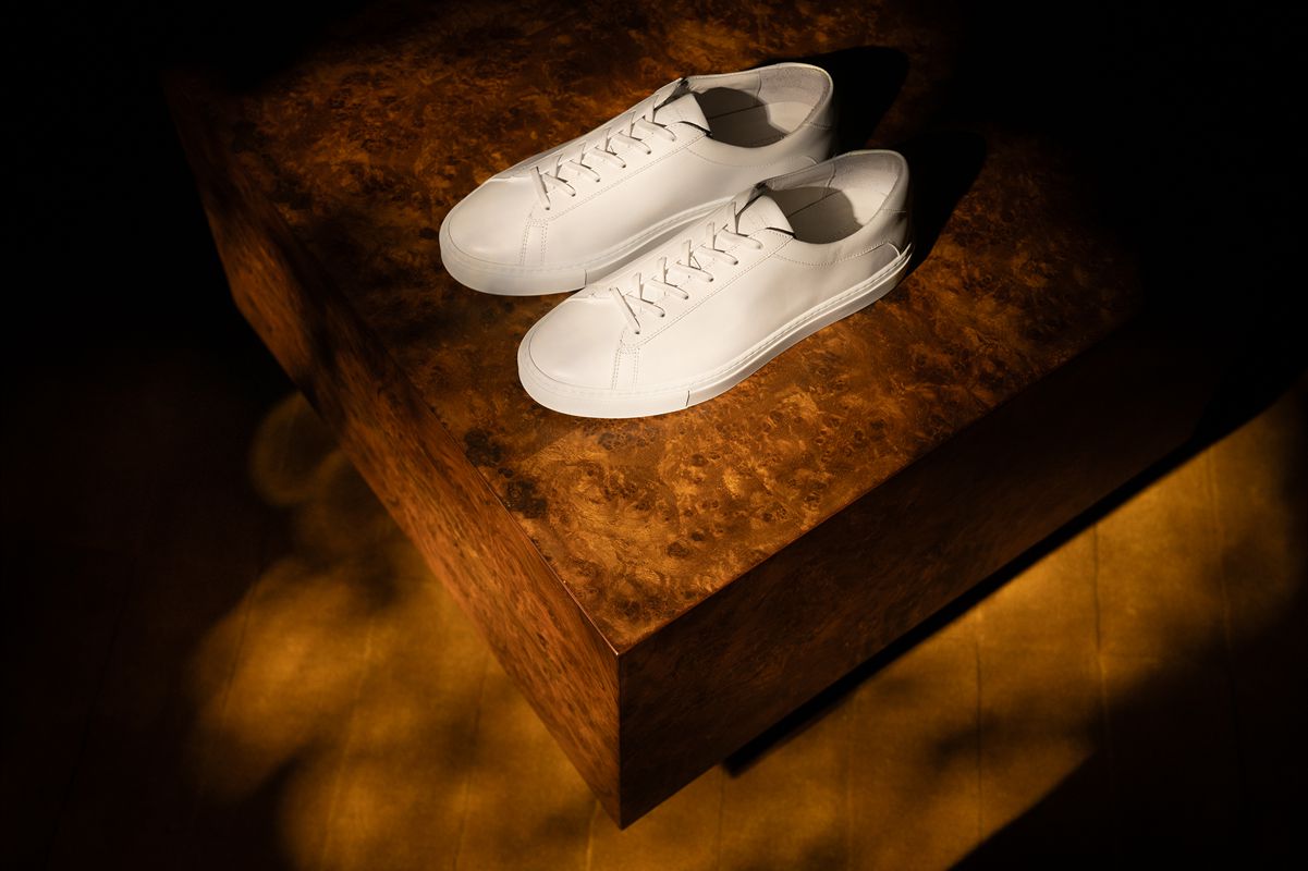 How To Style White Sneakers: 7 Must-Try Fashion Ideas