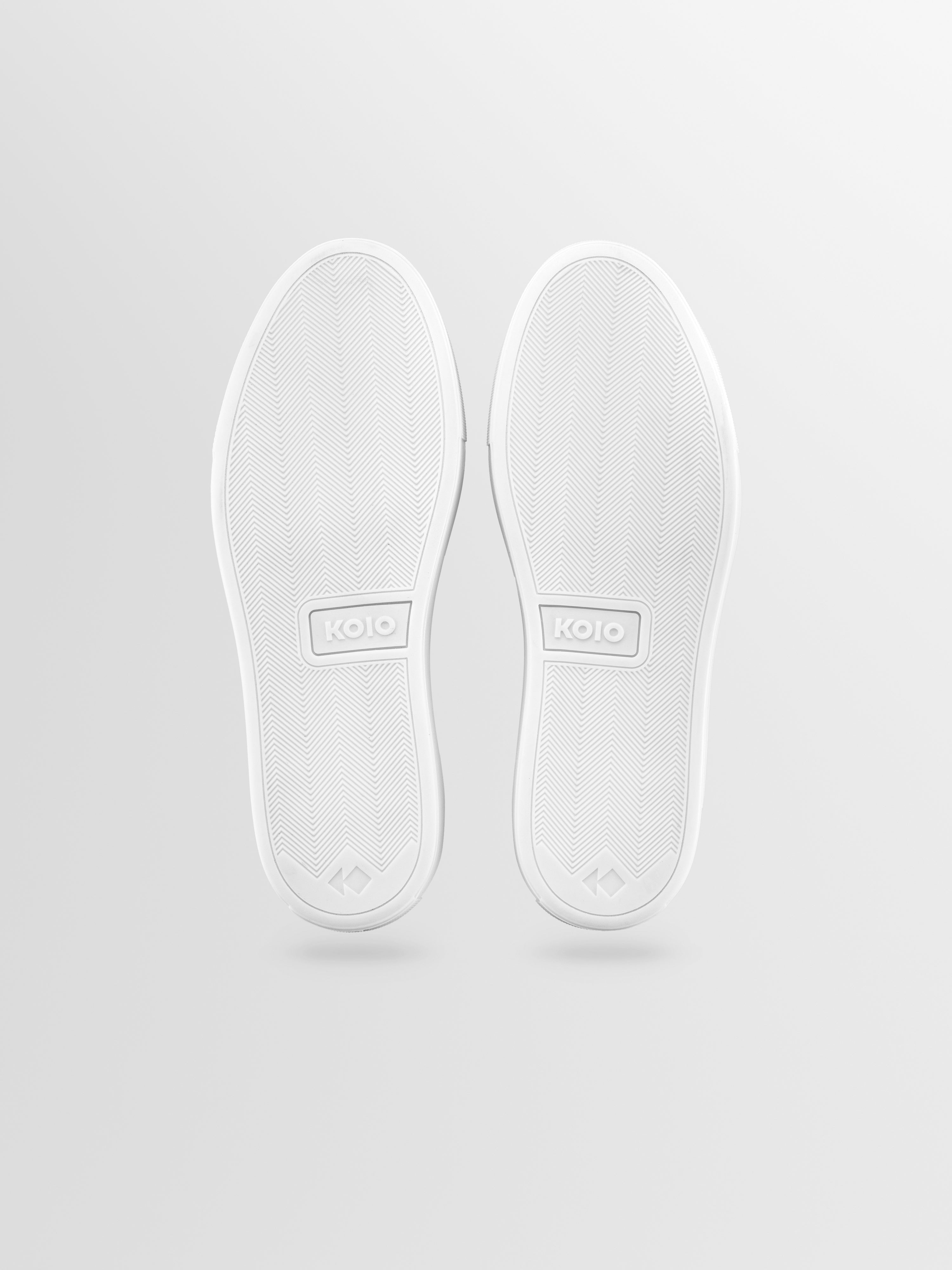 Capri Mid Leather Sneaker in Triple White