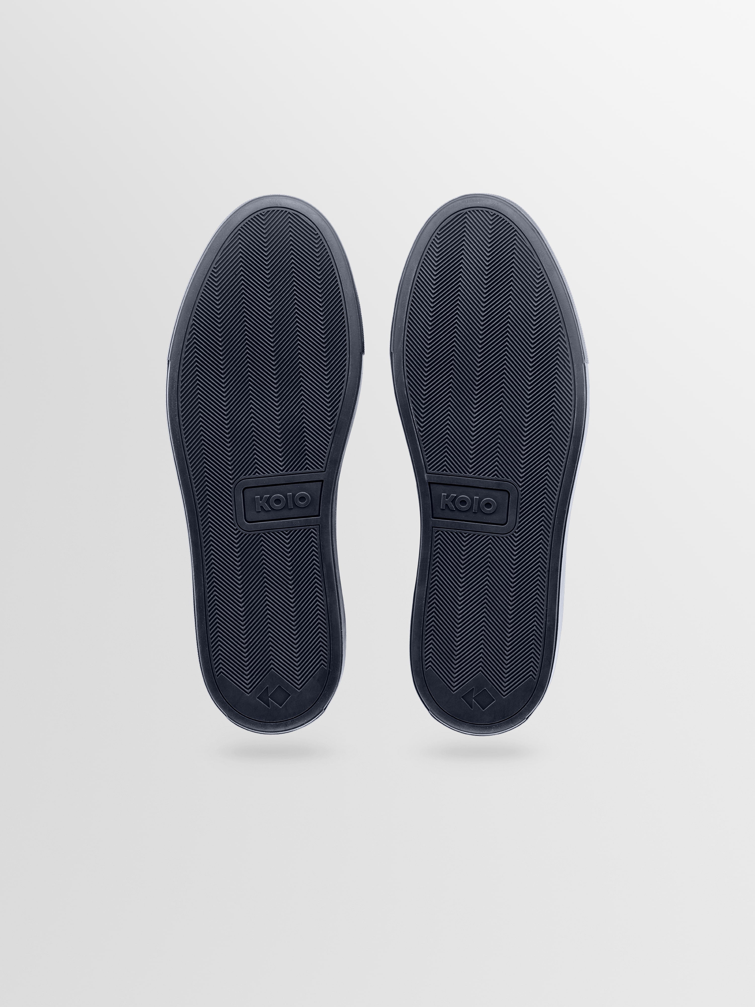 Capri Leather Sneaker in Space