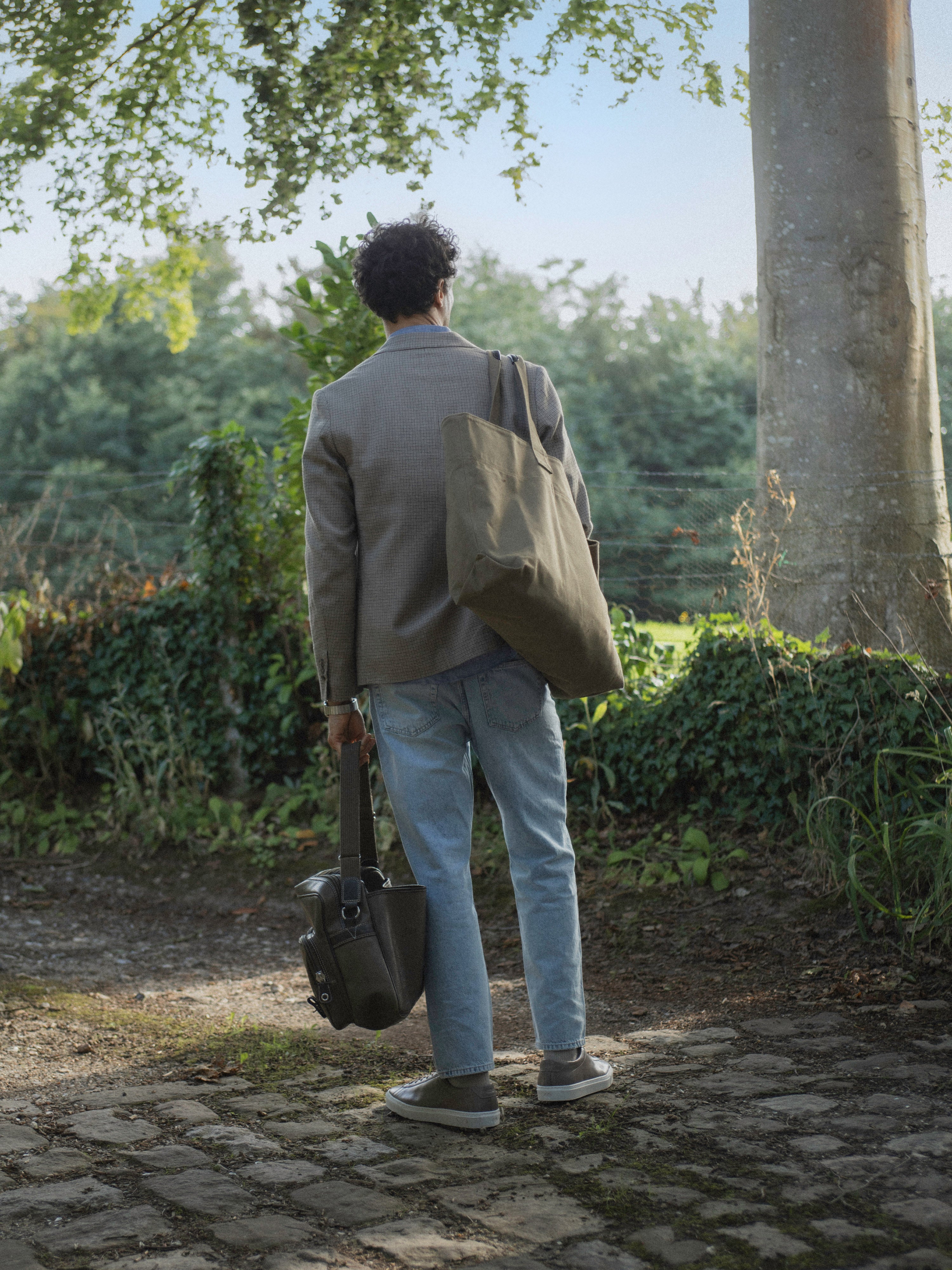 Capri Leather Sneaker in Tundra