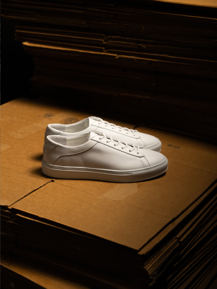 Women's Italian white leather sneakers with laces