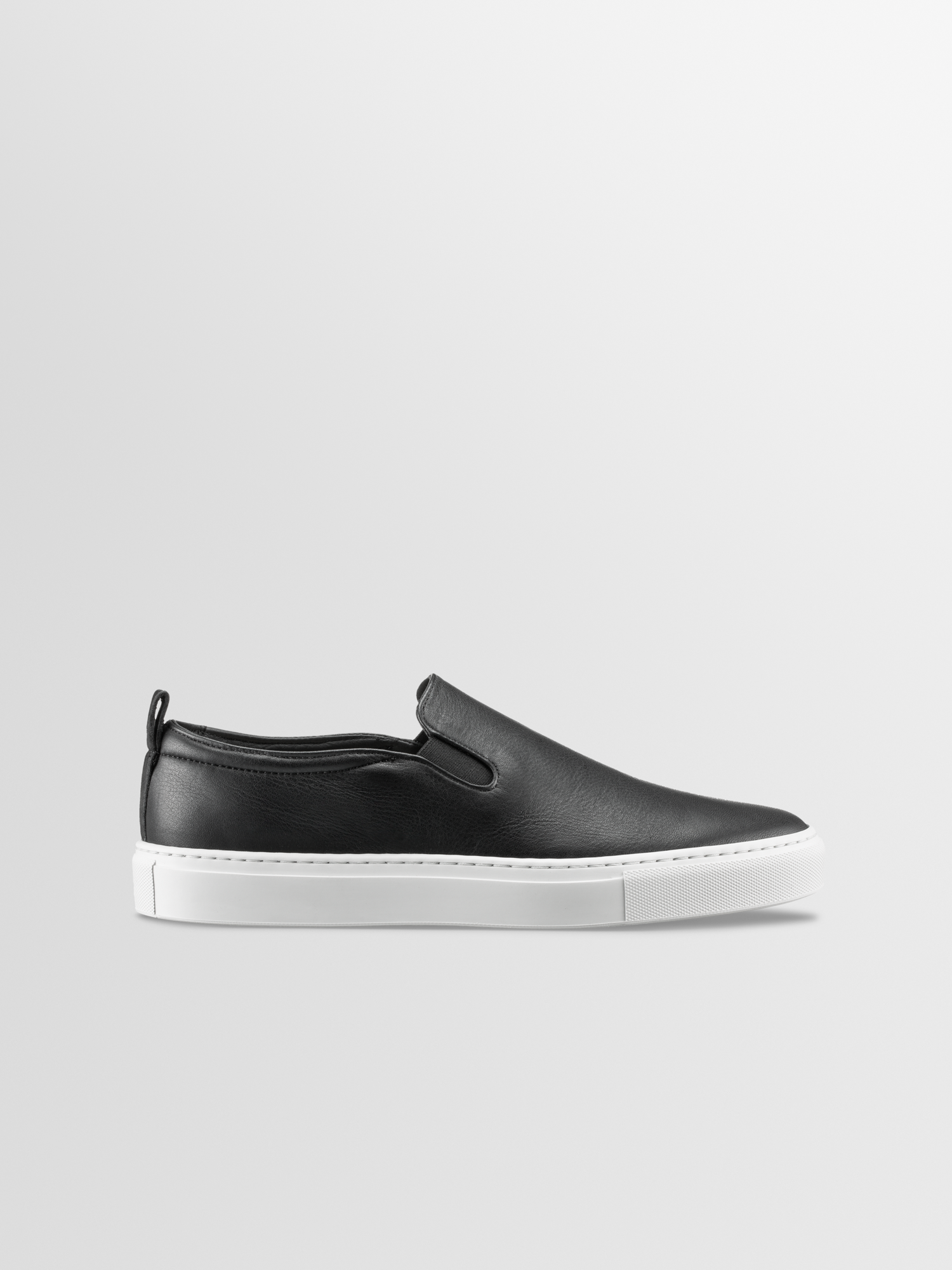 Garda Leather Sneaker in Onyx